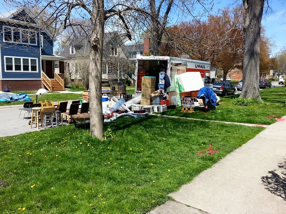 Fallen Movers Movers in Chicago