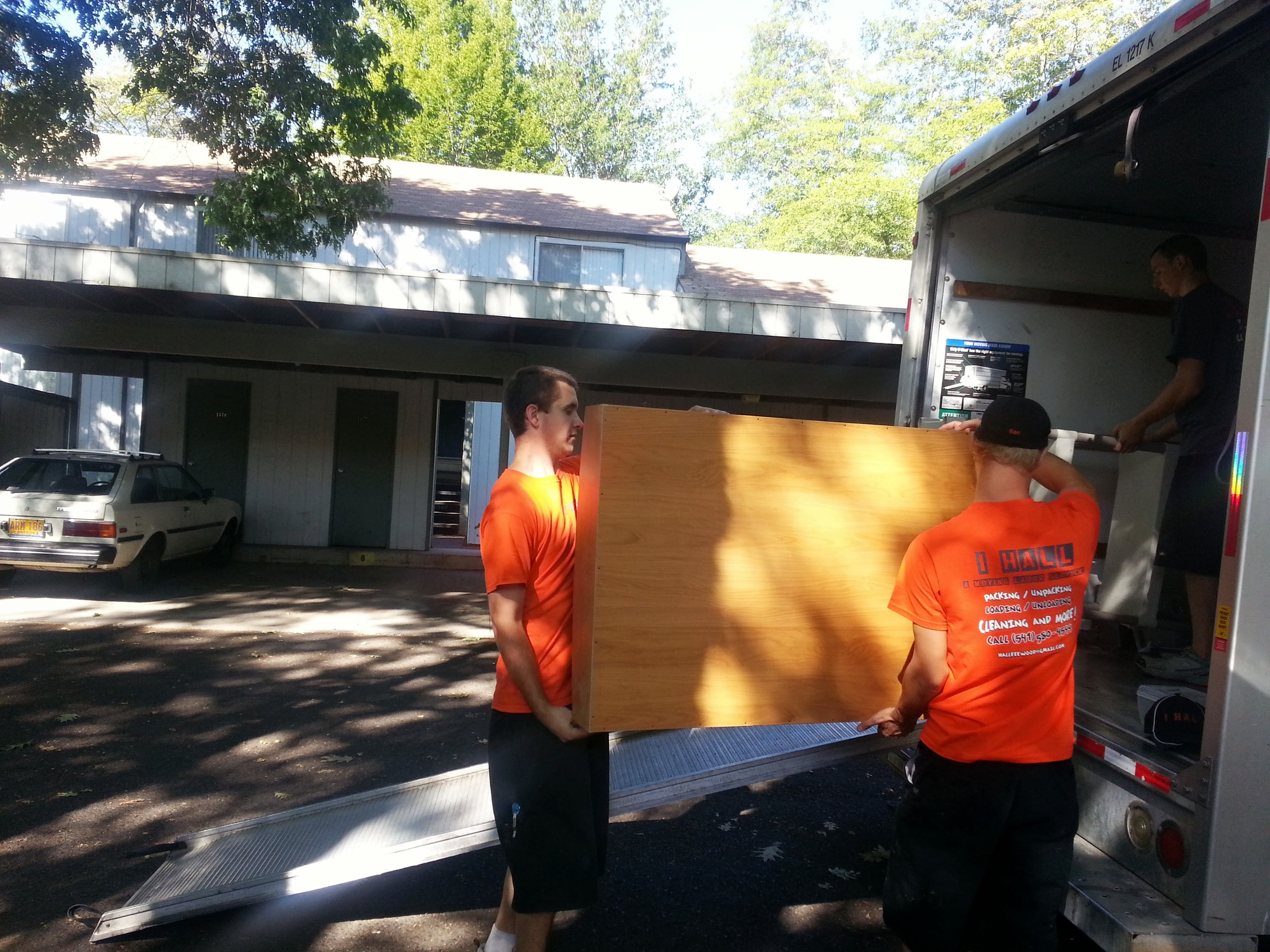 iHall Moving Labor Services moving companies Roseburg