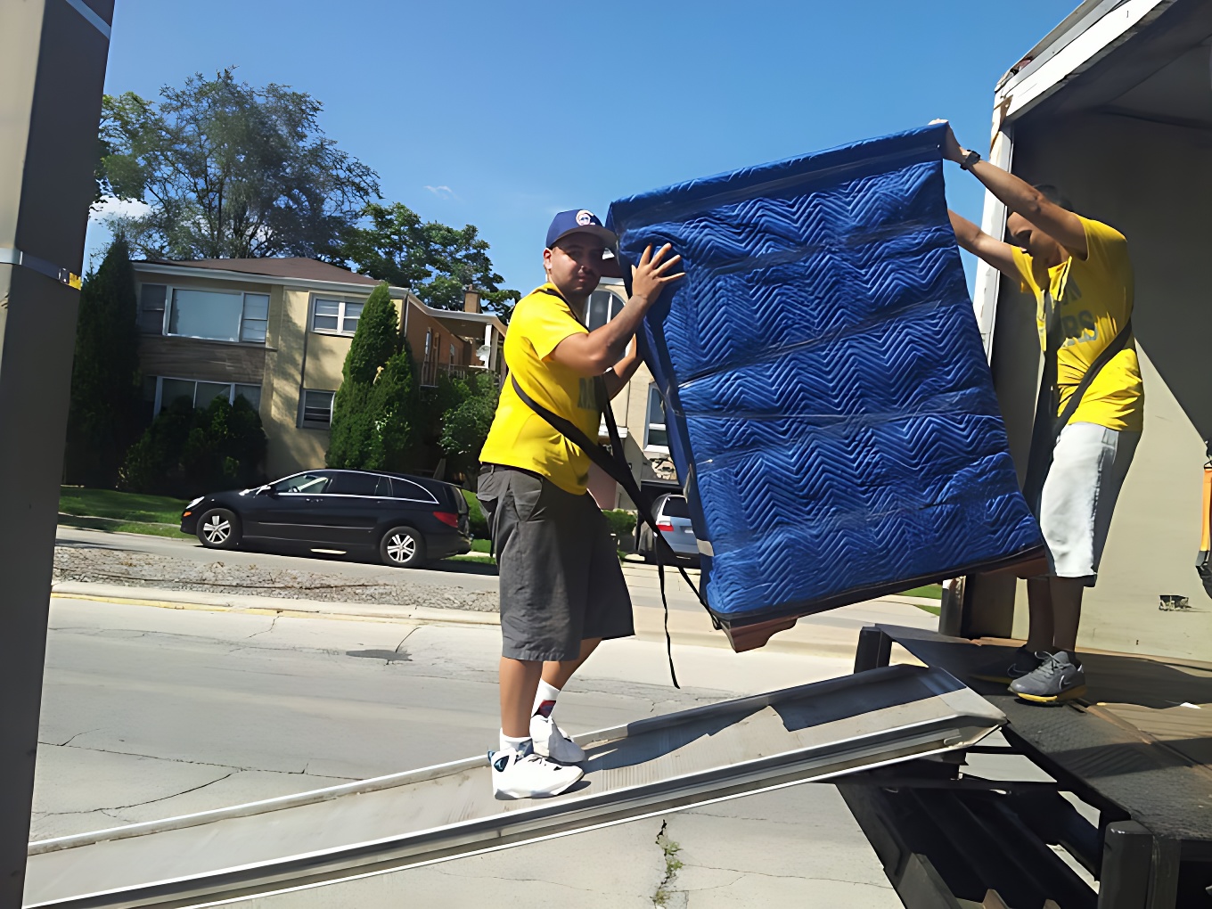 Chicago Marathon Movers Inc.