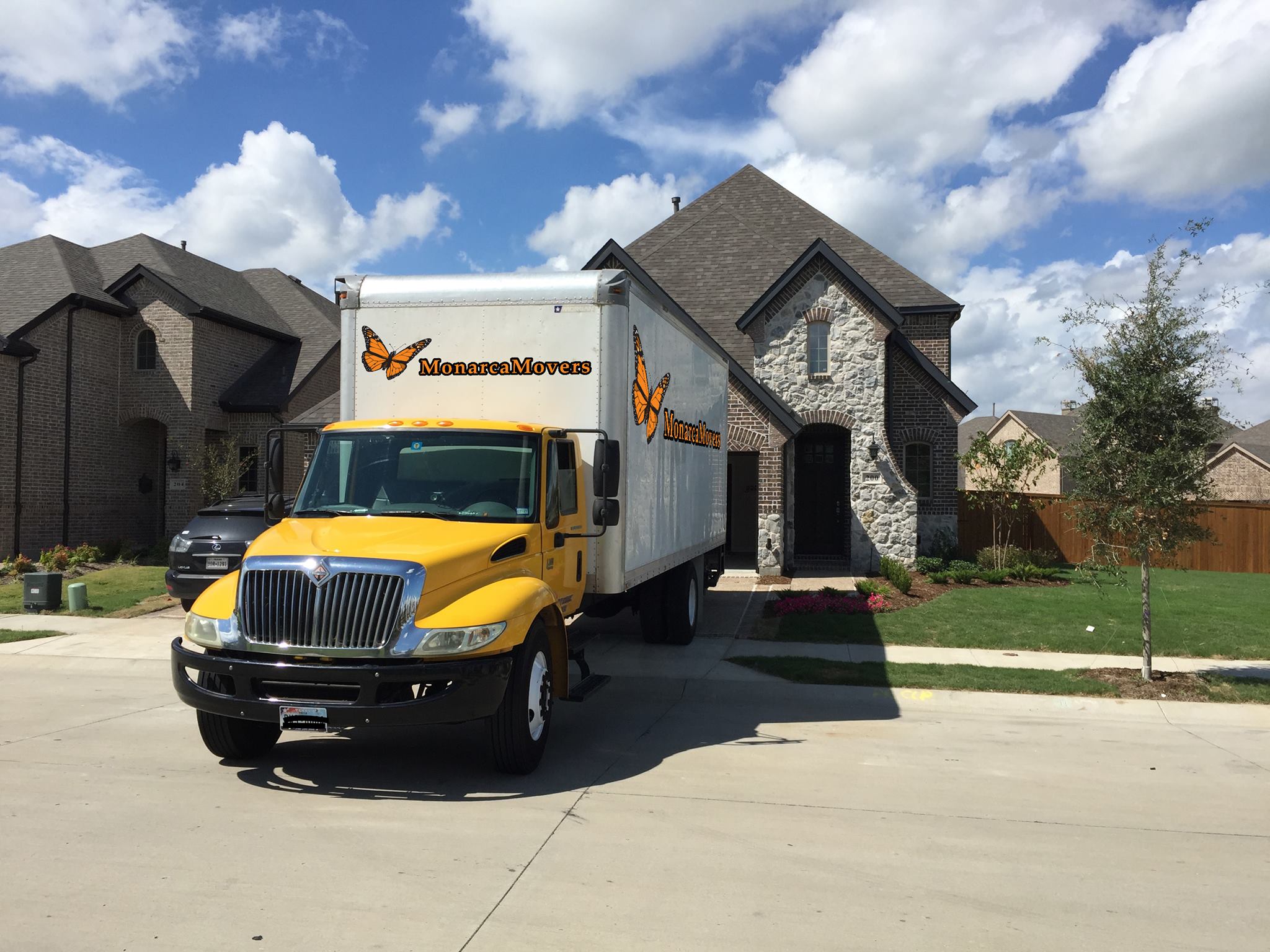 Monarca Movers Dallas