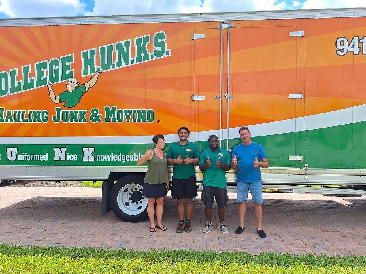 College Hunks Hauling Junk and Moving Draper