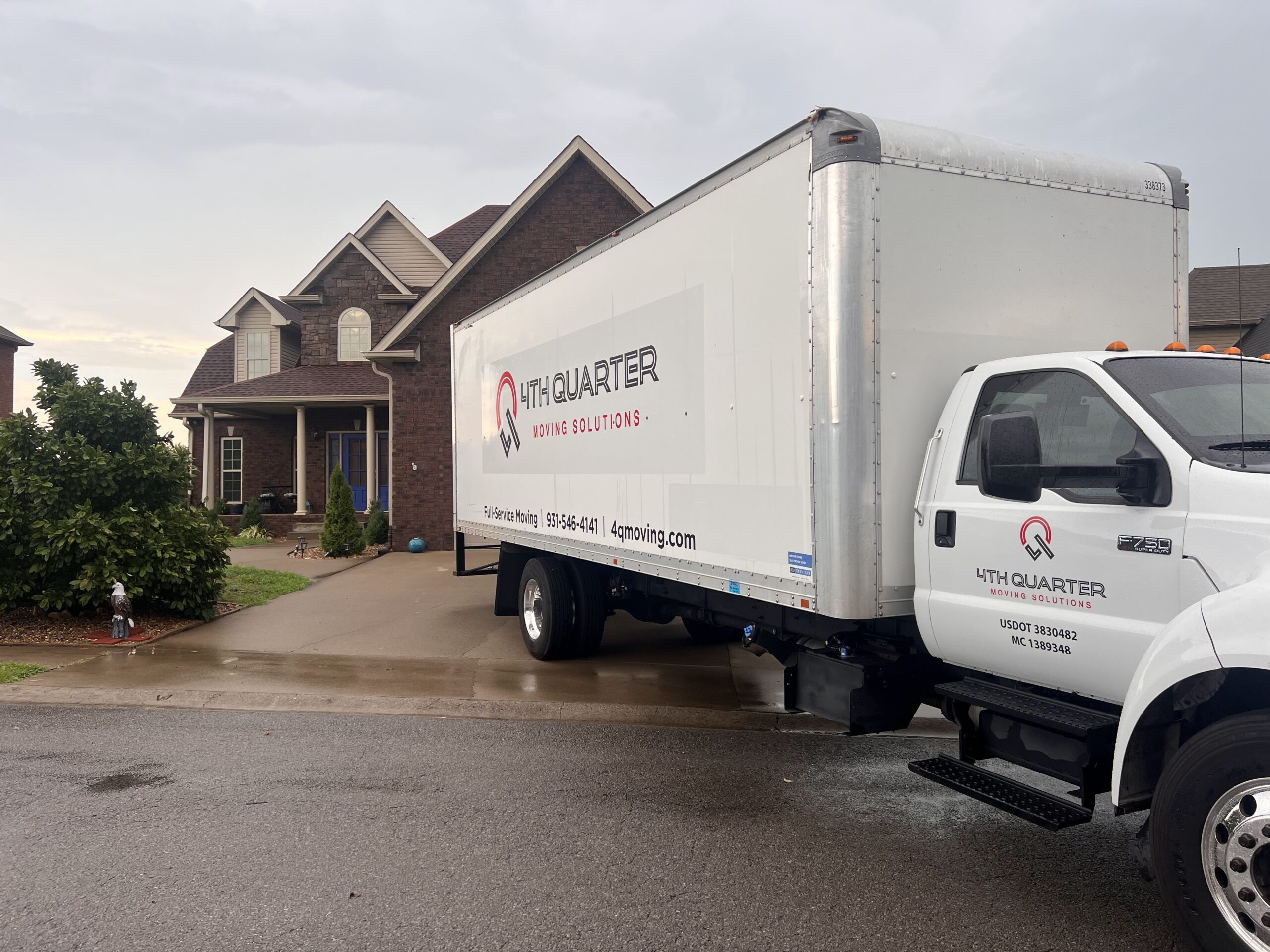 4th Quarter Moving Solutions Mover in Clarksville