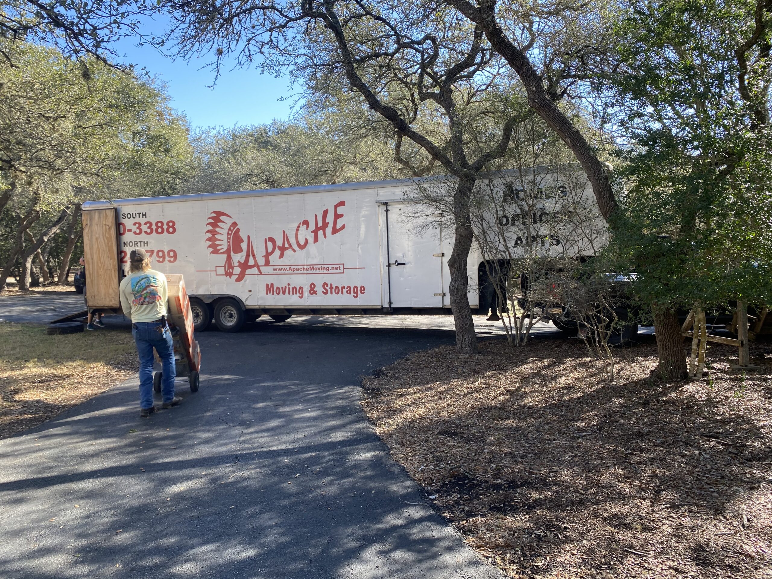 Apache Moving & Storage Moving Company in Austin