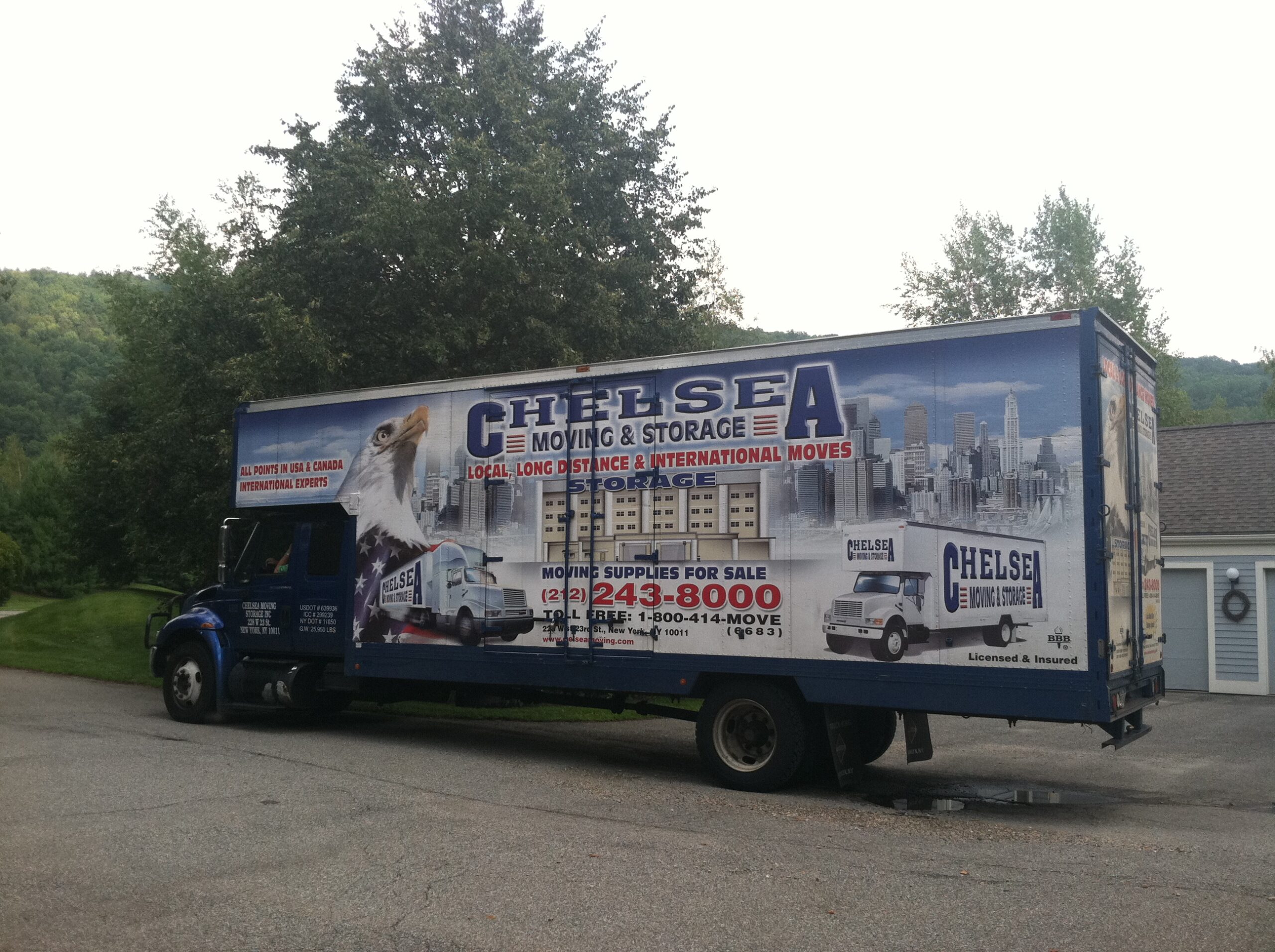 Chelsea Moving & Storage Mover in New York