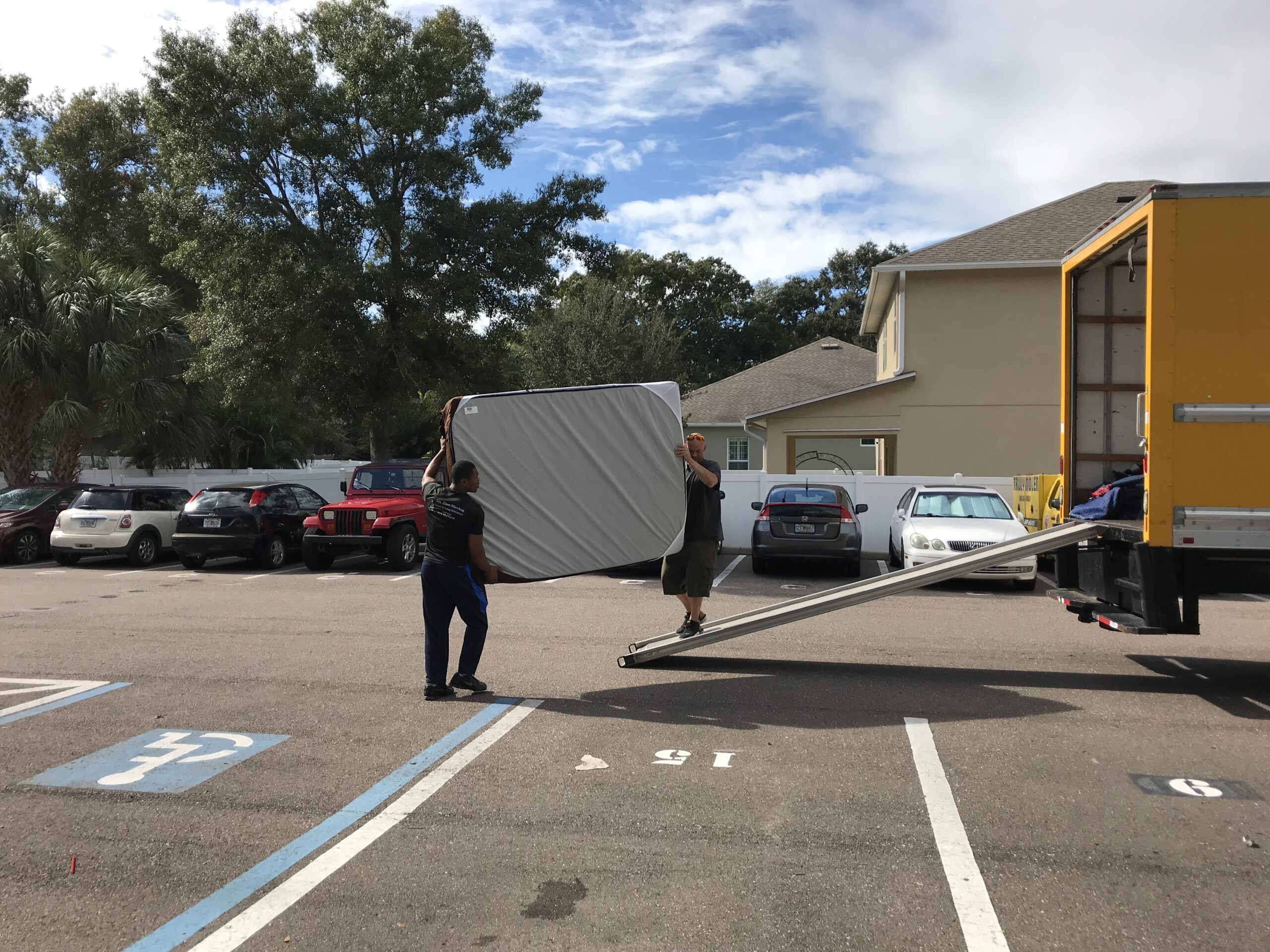 Mt zion moving Mover Reviews Tampa