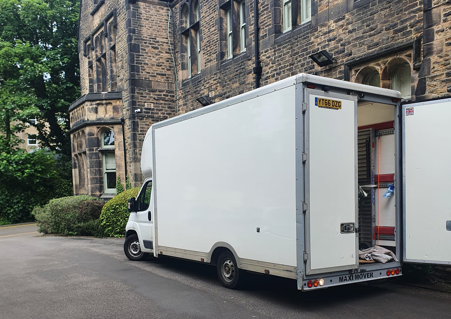 Andrews Removals & Storage Best Movers in Sheffield